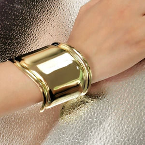 NEW Bracelet BOLD Chunky Gold Bone Cuff M31